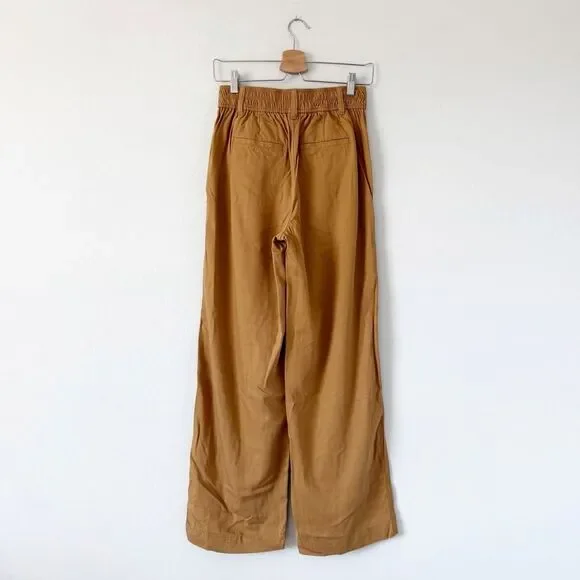 Madewell The Neale Straight-Leg Pleated Trouser Pant in Drapeweave in Toffee - Picture 4 of 13